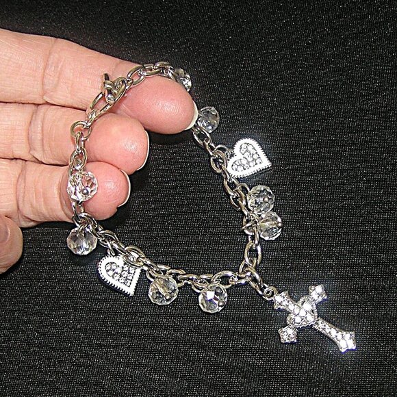 Love's Embrace Cross Heart Bracelet With Crystal Drop Beads, Togge Clasp NEW - Picture 2 of 4